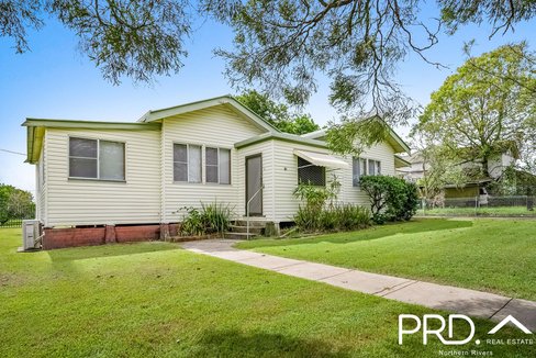 12 Gray Street, CASINO