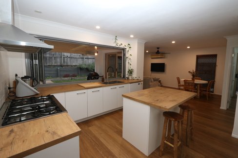 12 Gumview Place, MOLENDINAR QLD 4214