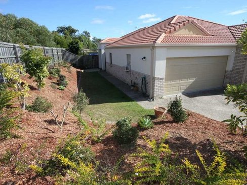 1/2 Hellman Street, MOLENDINAR QLD 4214