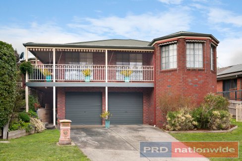 12 Highview Court, BLACK HILL VIC 3350