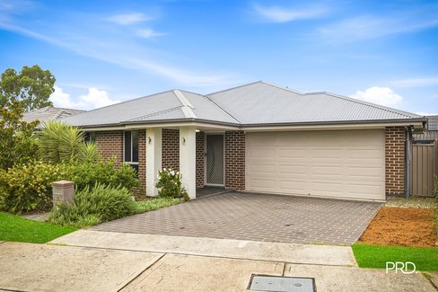 12 Katandra Pl, Jordan Springs