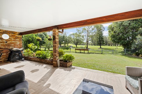 12 Kiah Close, OCEAN SHORES NSW 2483