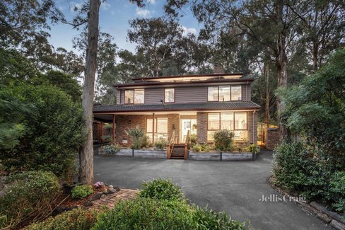 12 Kirwana Grove Montmorency 3094