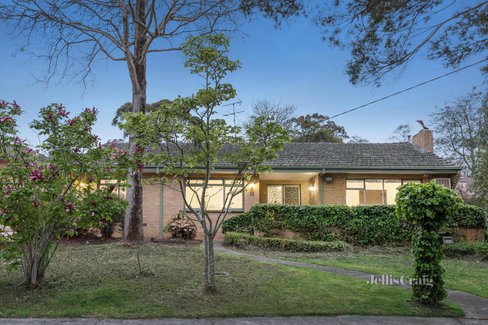 12 Knaith Road Ringwood East 3135