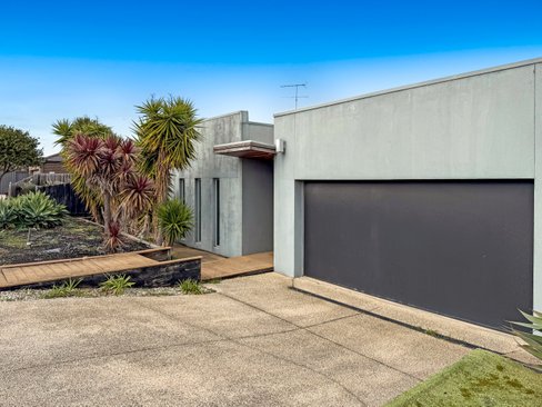 12 Lein Court Highton 3216