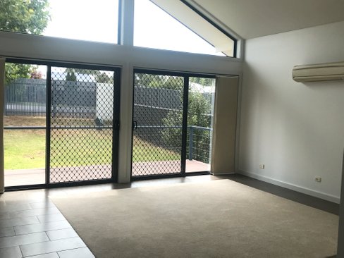 12 Lockeridge Drive, TUMUT NSW 2720