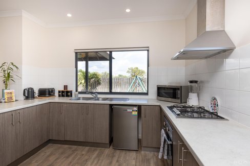 12 Loping Pass, BILINGURR WA 6725