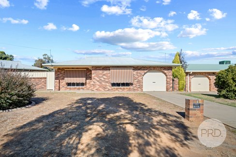 1/2 Loth Street, ASHMONT NSW 2650