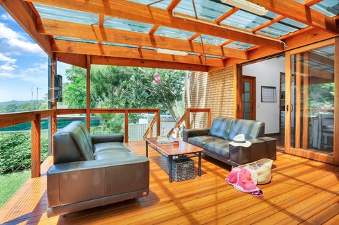 12 Lowanna Place, UNANDERRA NSW 2526