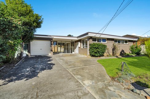 12 Lowen Road Glen Waverley 3150