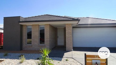 12 McTaggart Street, LUCAS VIC 3350
