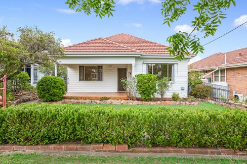 12 Murray Street, EAST MAITLAND NSW 2323