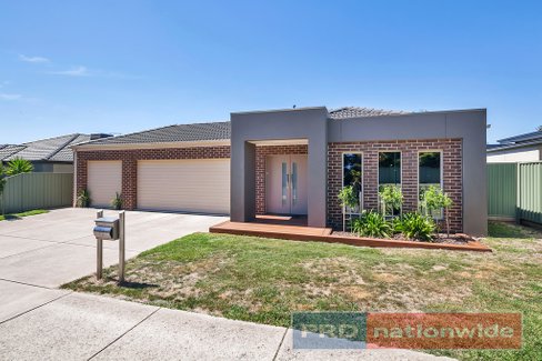 12 Orbost Drive, MINERS REST VIC 3352