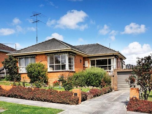 12 Outhwaite Avenue Doncaster 3108
