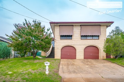 12 Panorama Street, KOORINGAL NSW 2650