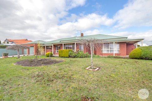 12 Parkview Drive, ALFREDTON VIC 3350