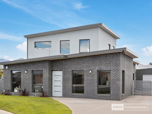 12 Peronne Court, BRIGHTON TAS 7030
