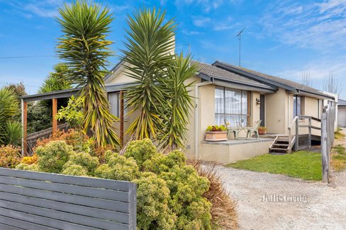 1 2 Rimbool Road Grovedale 3216