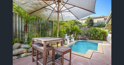 12 Riverwood Drive, ASHMORE QLD 4214