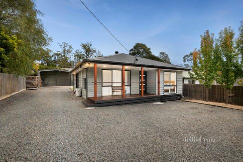12 Roma Avenue Badger Creek 3777