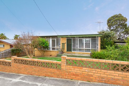 12 Sadie Street Mount Waverley 3149