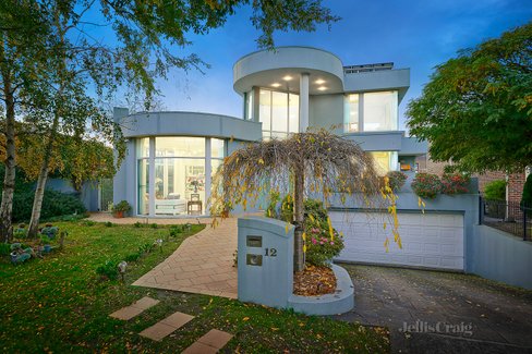 12 Secomb Court Glen Waverley 3150