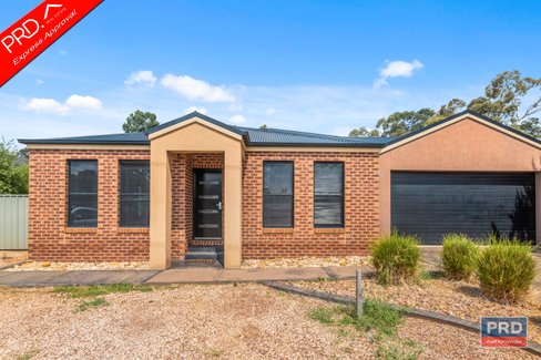 12 Symbester Crescent, EAGLEHAWK VIC 3556
