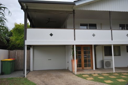 12 Tabilban Street, BURLEIGH HEADS QLD 4220