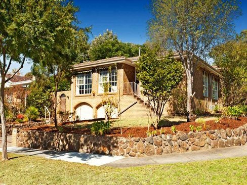 1 2 Valda Avenue Mont Albert North 3129