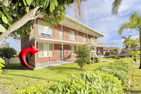 1/2 Victor Pde, SHOAL BAY NSW 2315