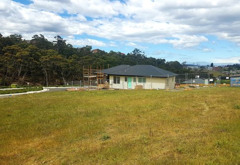 12 Westinwood Road, LENAH VALLEY TAS 7008
