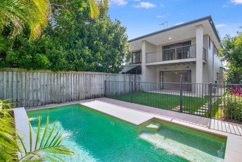 1/20 Korina Avenue, COOLANGATTA QLD 4225