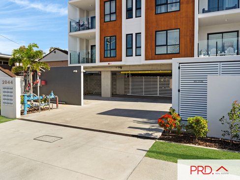 1/2044 Gold Coast Highway, Miami QLD 4220
