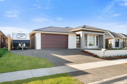 121 Billabong Parade, CHISHOLM NSW 2322
