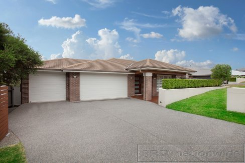 121 Bolwarra Park Drive, BOLWARRA HEIGHTS NSW 2320