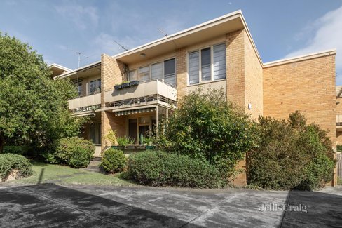 12 1 Brookfield Court Hawthorn East 3123