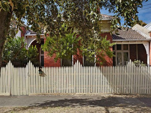 121 Danks Street Albert Park 3206