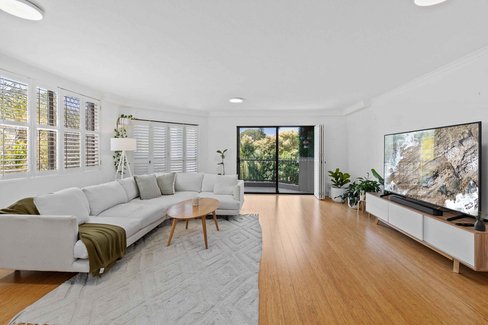 1/21 Hill Avenue, Burleigh Heads QLD 4220