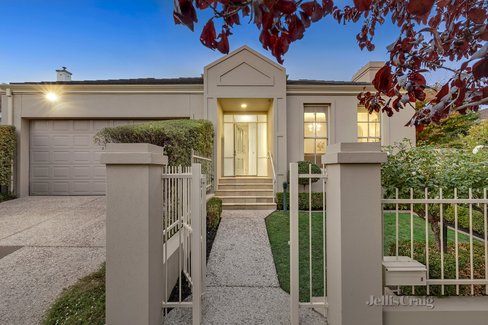 1/21 Kardella Street Malvern East 3145