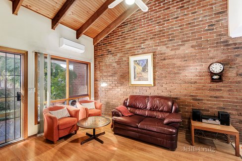 1/21 Queen Street Coburg 3058