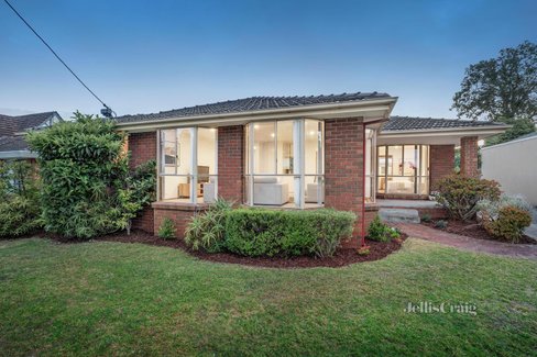 1 21 The Highway Mount Waverley 3149