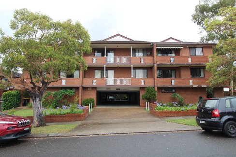 12/11 Gladstone Street, BEXLEY NSW 2207