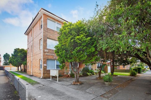 12/180 Russell Avenue, DOLLS POINT NSW 2219