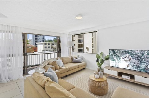 12/1927 Gold Coast Highway, Burleigh Heads QLD 4220