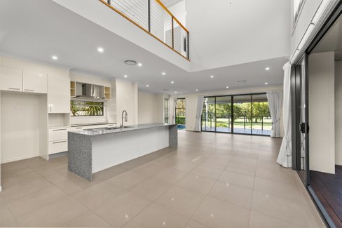 1/22 Andromeda Parade, Robina QLD 4226