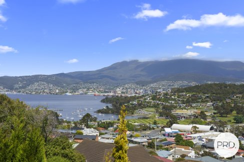 1/22 Balamara Street, BELLERIVE TAS 7018