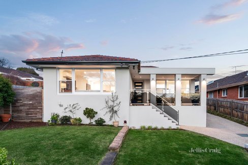 1 22 Ernst Street Doncaster 3108