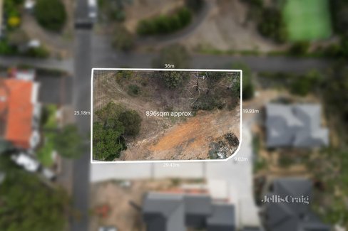 1 22 Royston Street Diamond Creek 3089