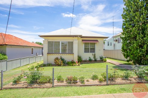 122 South Street, RUTHERFORD NSW 2320