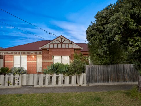 1 22 Thear Street East Geelong 3219